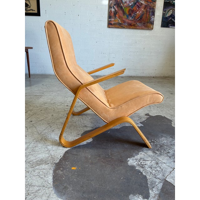 Mid century modern leather "Grasshopper" lounge chair by Eero Saarinen for Knoll. This incredibly comfortable chair...