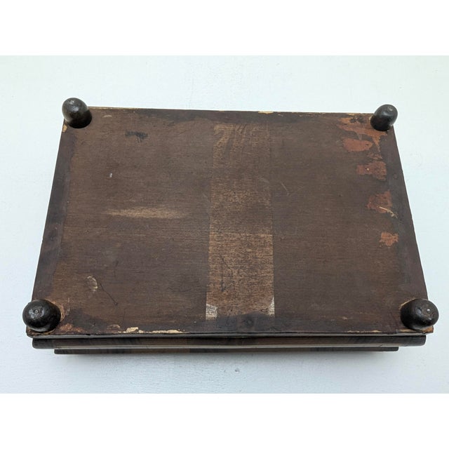 Mid 19th Century Biedermeier Wooden Jewelry Box in Walnut with Inlays, 1850 For Sale - Image 5 of 12
