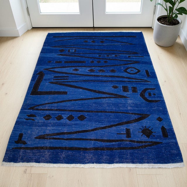 Paul Klee - Heroic Strokes of the Bow - Inspired Silk Hand Woven Area Rug - Wall Rug 4′3″ × 6′1″ For Sale - Image 4 of 17