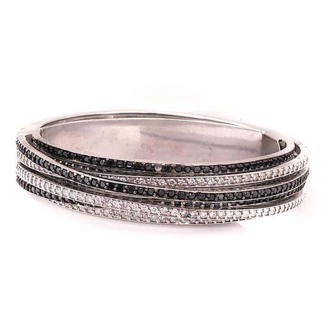 Allegra De Grisogono Style White and Colored Black Diamond Bangle, 14 Karat For Sale - Image 4 of 12