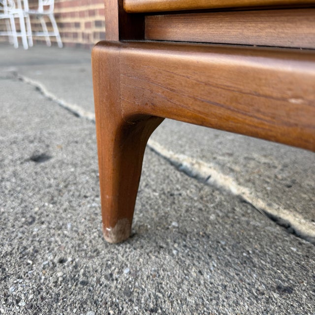Lane Furniture Lane Rhythm Walnut Chest of Drawers Mid Century Modern For Sale - Image 4 of 12