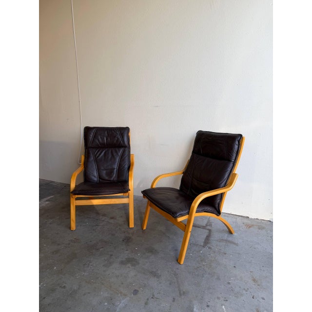 1960s Pair of Danish Stouby Leather Lounge Chairs Bentwood Frame – Mid-Century Modern Armchair 1960s For Sale - Image 5 of 10