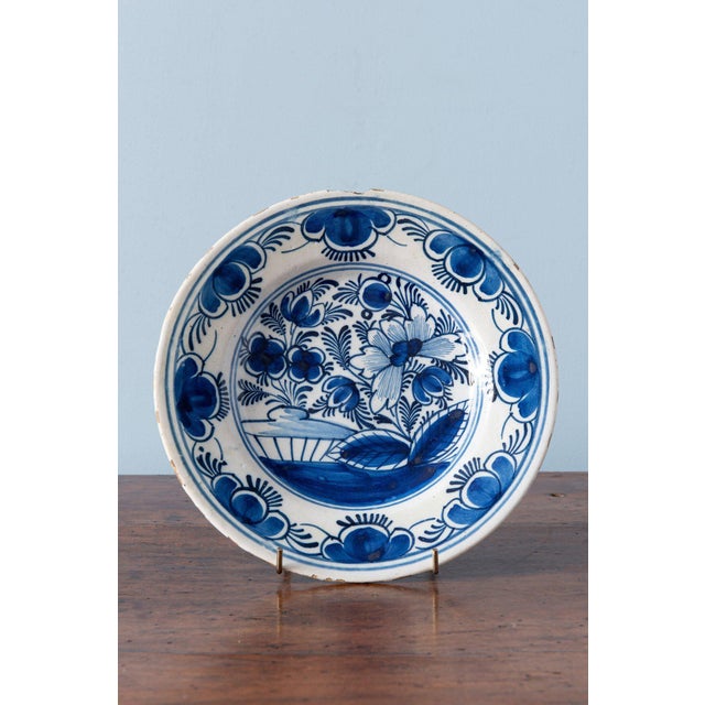 Dutch Delft Blue & White Floral Plates, 1700s, Set of 3 For Sale - Image 3 of 14