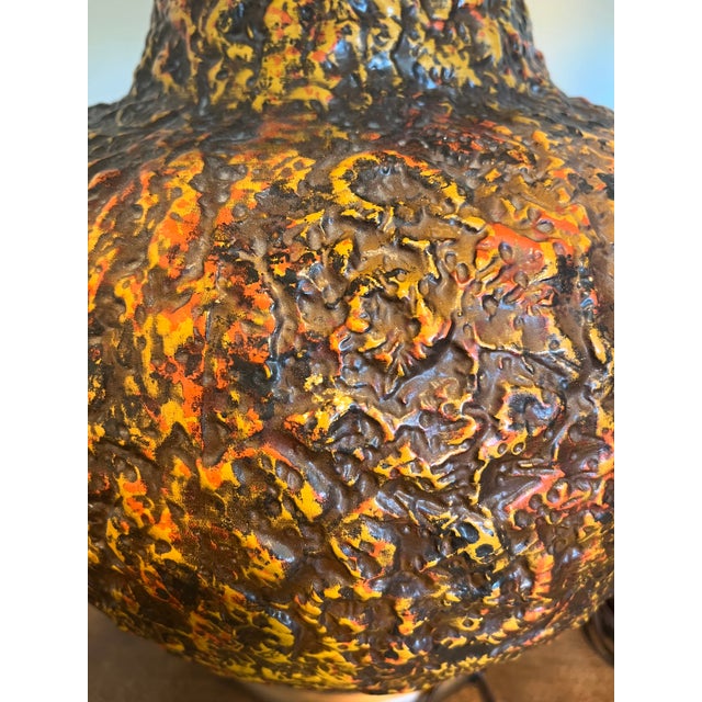 1970s Royal Haeger Orange Texture Globe Lamps - A Pair For Sale In Palm Springs - Image 6 of 18