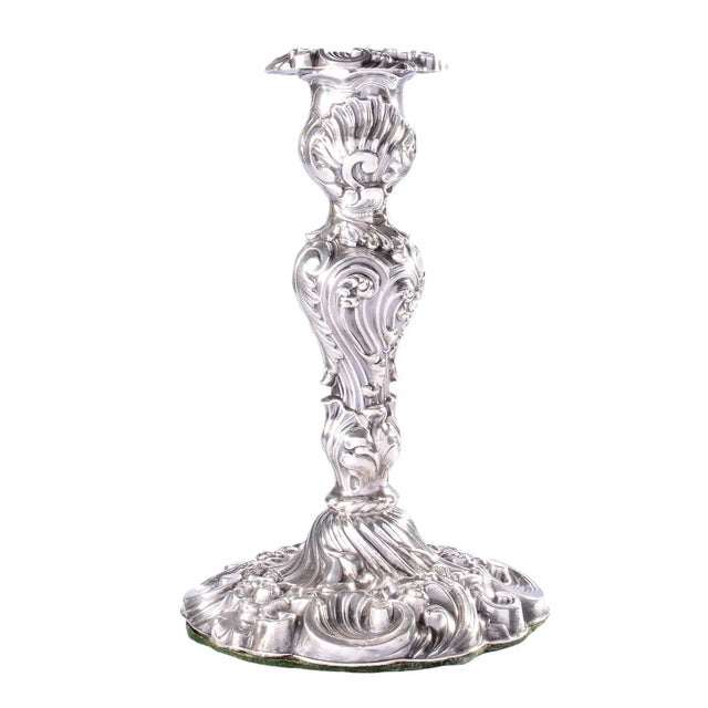 1825 English George IV Waterhouse Hodgson & Co. Repousse Rococo Sterling Silver Candlesticks- Set of 4 For Sale - Image 6 of 10