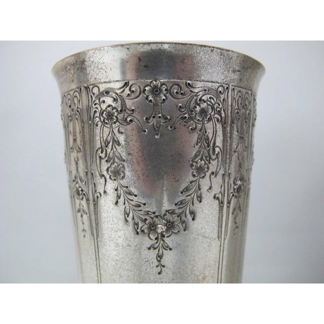 Late 19th Century Late 19th Century Art Nouveau Sterling Silver Floral Garland Engraved Water Glass Tumbler Set of 4 For Sale - Image 5 of 10