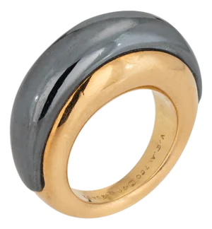 Vintage Van Cleef & Arpels Hematite Dome Ring Size 4.5 Band Signed Jewelry