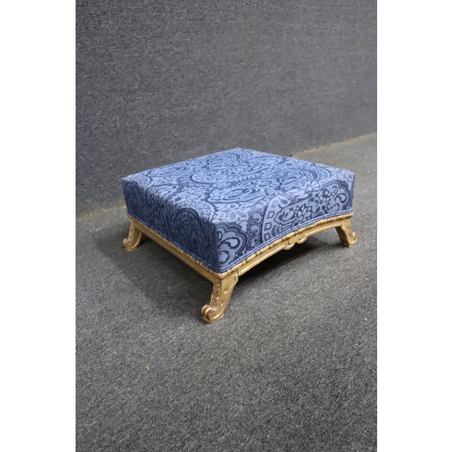 Late 20th Century Louis XV Style Painted Ottoman With Blue Paisley Upholstery For Sale - Image 5 of 8