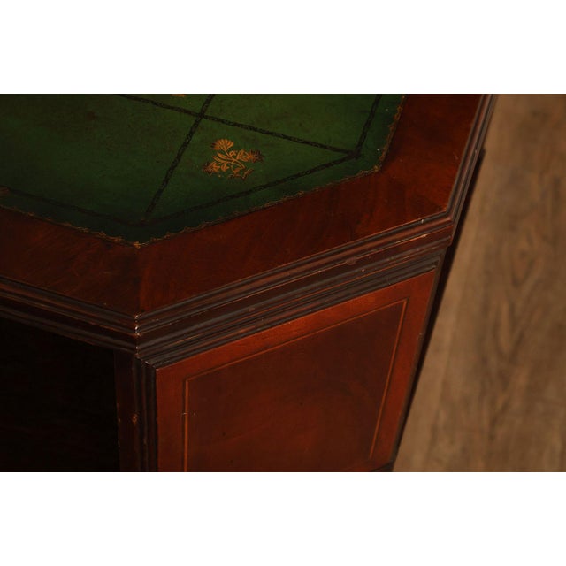 1940's Vintage Pair of Regency Style Mahogany Green Leather Top Pedestal Side Tables For Sale - Image 14 of 18