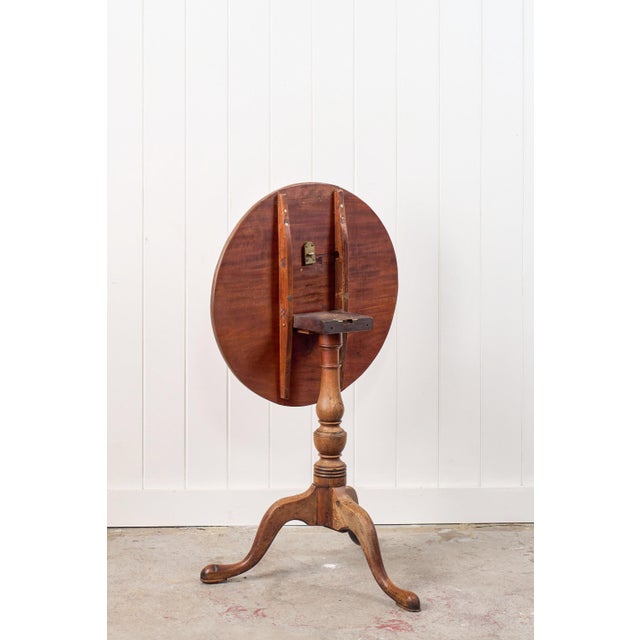 18th Century Georgian Mahogany Tilt Top 25.5" Round Table For Sale - Image 9 of 9