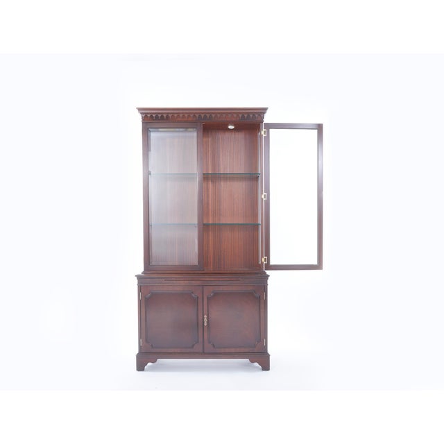 Late 19th Century 19th Century English Mahogany China Cabinet in Neoclassical Style For Sale - Image 5 of 11