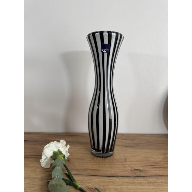 Vintage Murano-Style Glass Vase with Black and White Zebra Pattern from Leonardo For Sale - Image 6 of 6