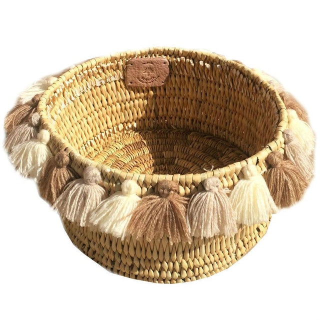 Moroccan Cuppuccino Tassel Small Basket For Sale - Image 4 of 4