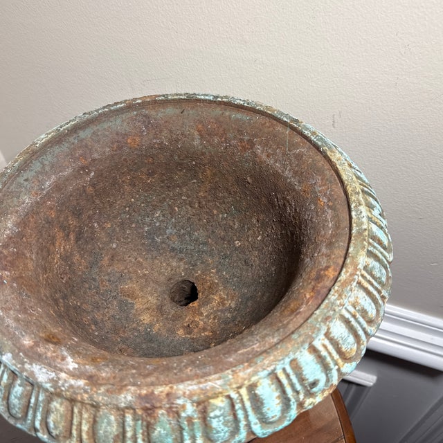 1950s Vintage Pair French Country Cast Iron Verdigris Green Garden Urns Planters Set For Sale - Image 5 of 7