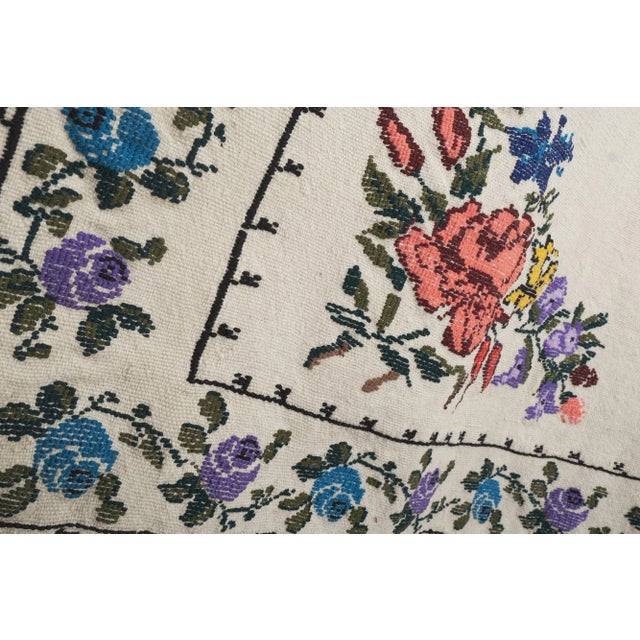 Off-white Vintage Aubusson Style Floral Turkish Kilim Rug For Sale - Image 8 of 12