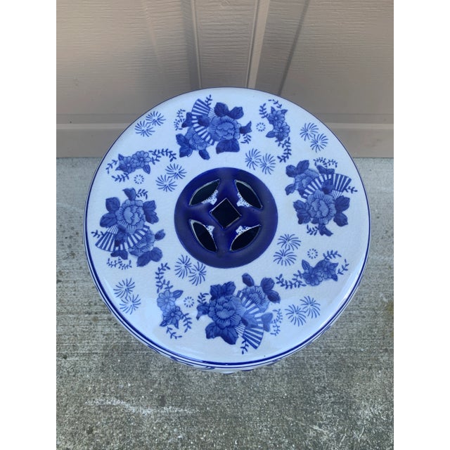 Blue and White Porcelain Chinoiserie Garden Stool or Side Table For Sale In South Bend - Image 6 of 10