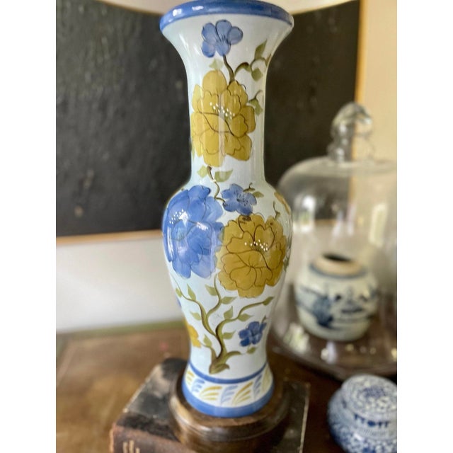 1960s 1960s Blue Floral Vee Jackson California Lamp For Sale - Image 5 of 7