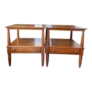 1950s Willet Mid Century Modern Nighstands - Set of 2 For Sale