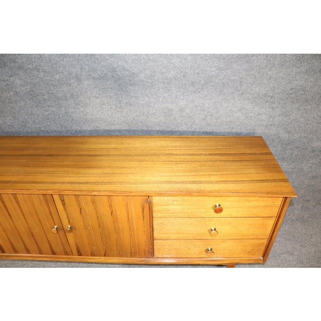Wood Mid 20th Century Mid-Century Lane Dresser w/ Inlay, Attributed For Sale - Image 7 of 9