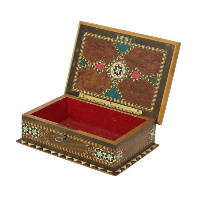 1970s Marquetry Inlay Jewelry Trinket Box, 1970s For Sale - Image 5 of 18