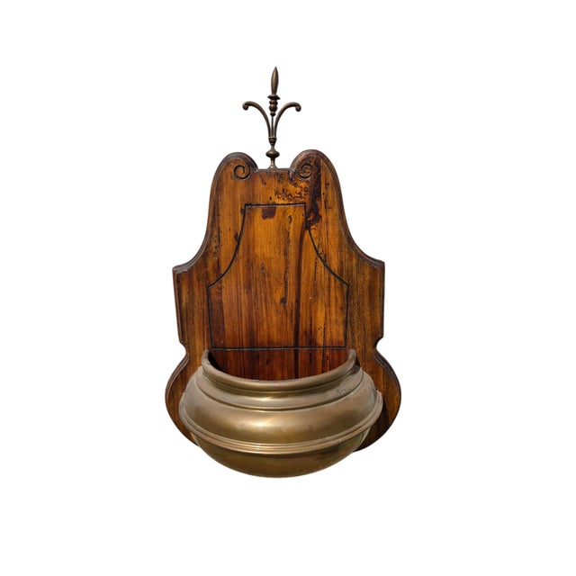 Wonderful Ethan Allen wall sconce in a waxed finished in great condition. Pretty Rare item minor age-related ware. Some...