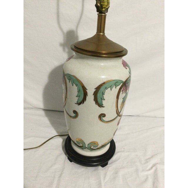 1970s Vintage Chinoiserie Porcelain Ginger Jar Lamp With Gold Details For Sale - Image 5 of 11