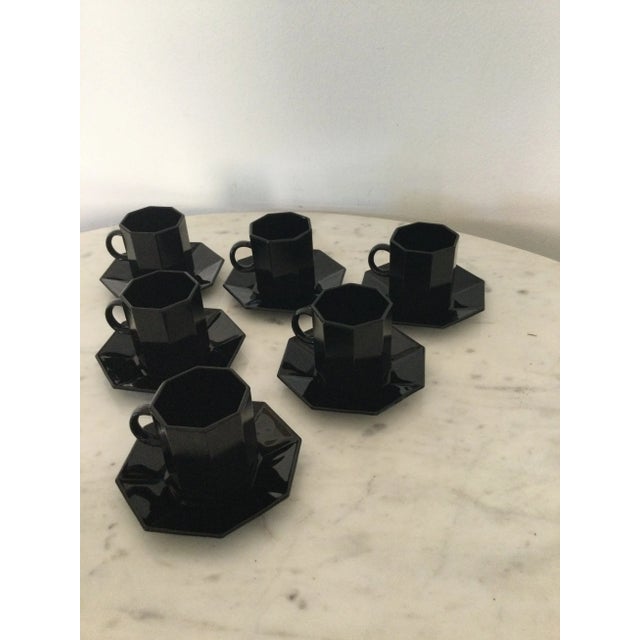 Arcore Ceramica 1980s Vintage Arcoroc France Black Octagonal Espresso Coffee Cups and Saucer Set- 12 Pieces For Sale - Image 4 of 10