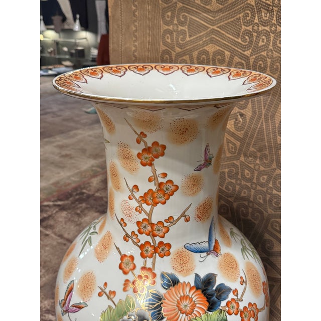 Vintage Chinese Peacock Baluster Vase — Circa 1960 For Sale - Image 11 of 13