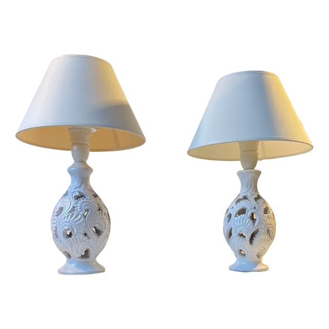 White Ceramic Table Lamps by Hans Rudolf Petersen, 1940s, Set of 2 For Sale