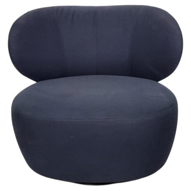 Walter Knoll Bao Swivel Chair in Navy and Chocolate Leather by Walter Knoll For Sale - Image 4 of 5