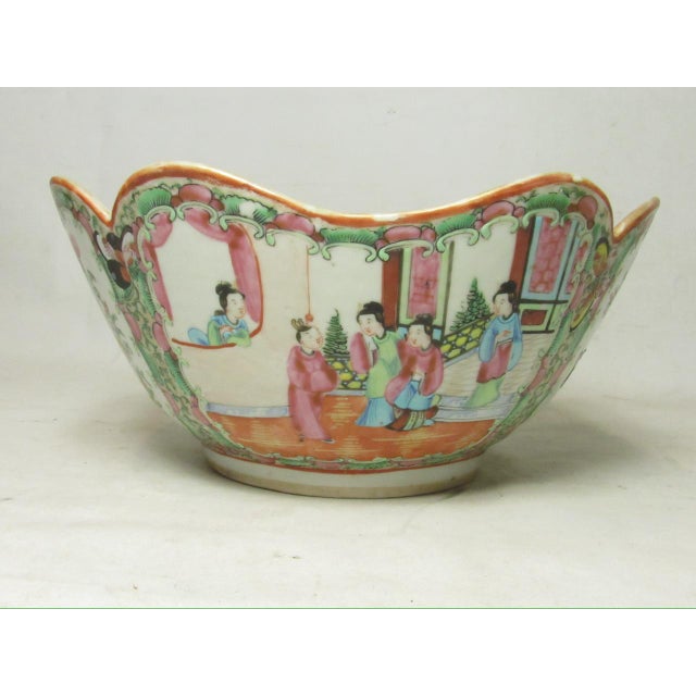 Chinese Famille Rose Porcelain Bowl For Sale - Image 11 of 12