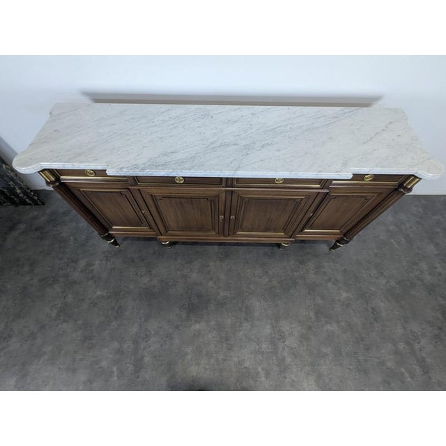 Louis XVI Style Sideboard in Mahogany, in Very Good conditions.