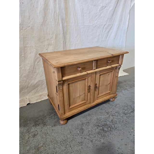 Rustic European Late 19th Century German Pine Provincial Cabinet For Sale - Image 3 of 8