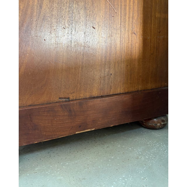 Large English Victorian Mahogany Chest of Drawers For Sale - Image 17 of 18
