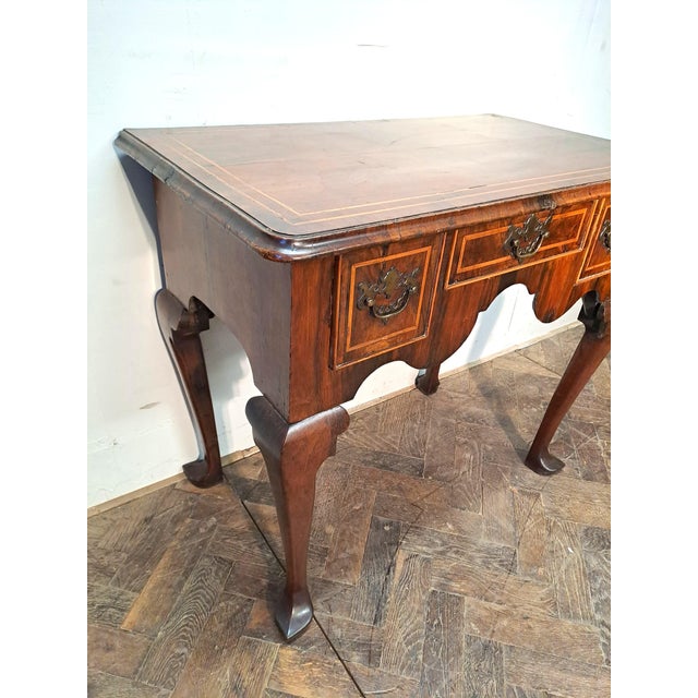 Early 18th Century Antique Walnut Side Table, 1730 For Sale - Image 5 of 9