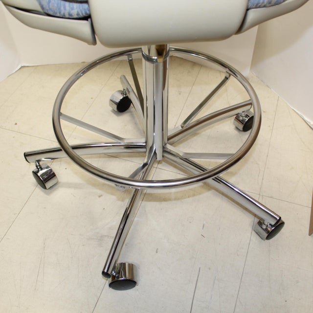 1980s 1988 Steelcase Drafting Chair With Armrests For Sale - Image 5 of 8