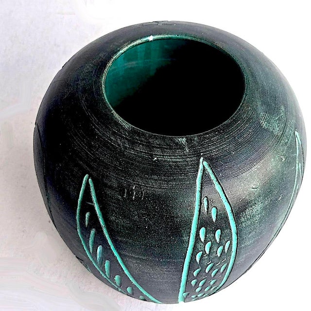 1970s Sgraffito Ceramic Vase in the Style of Aldo Londi for Bitossi For Sale In Miami - Image 6 of 12