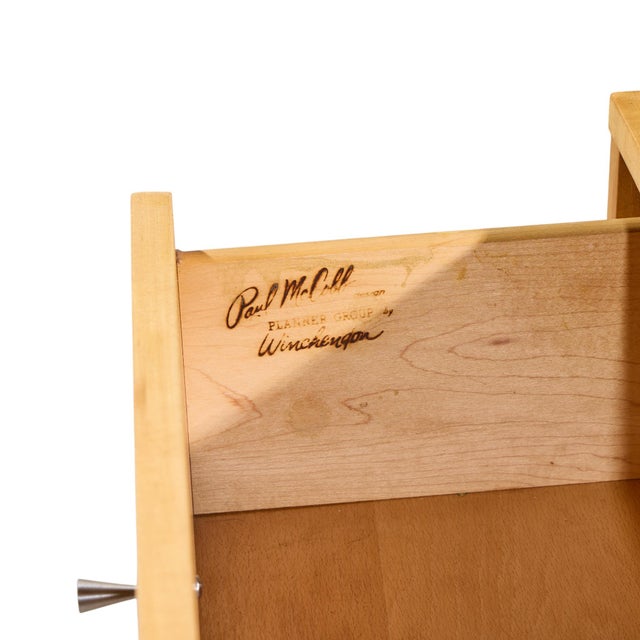 Brown Paul McCobb for Planner Group Mid Century Maple 3-Drawer Dresser For Sale - Image 8 of 8