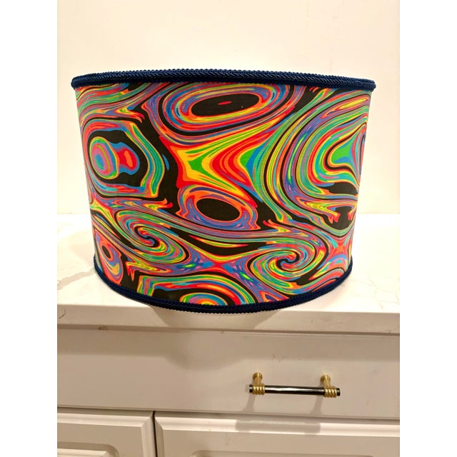 Retro Psychadelic Style Drum Lamp Shade With Navy Trim For Sale In Savannah - Image 6 of 10