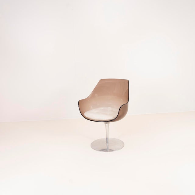 The iconic Champagne Chair is an exemplary piece of American mid-century modern design, created in the late 1950s by the...