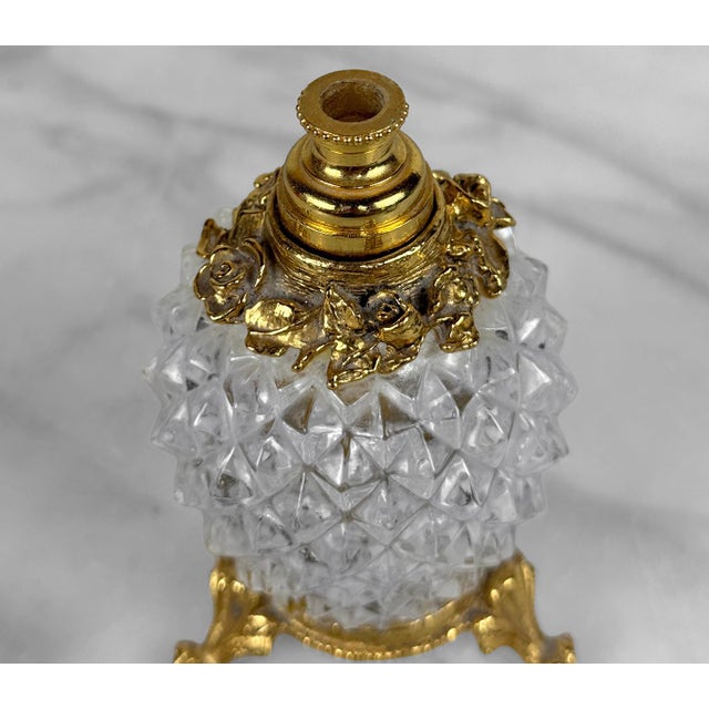 1970s Vintage Victorian Gold Ormolu Crystal Vanity Perfume Bottle For Sale - Image 5 of 9