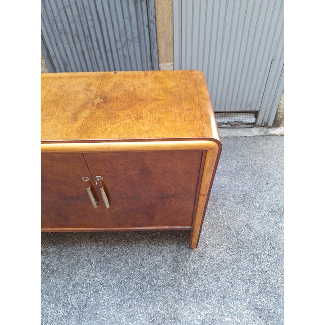 Vintage Sideboard in in Walnut Root and Maple Wood with Brass Details, 1940s For Sale - Image 10 of 18