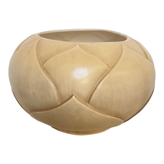 1970s Large Royal Haeger Lotus Planter For Sale