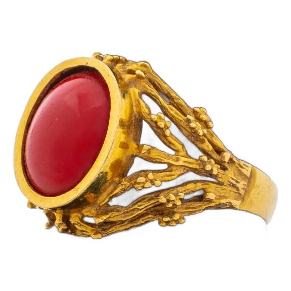 18k Yellow Gold Faux Coral Ring For Sale