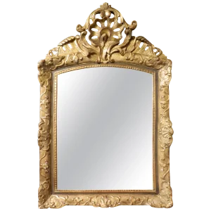 Italian Gilt Gesso Mirror Adorned With a Rocaille Crest, 18th Century
