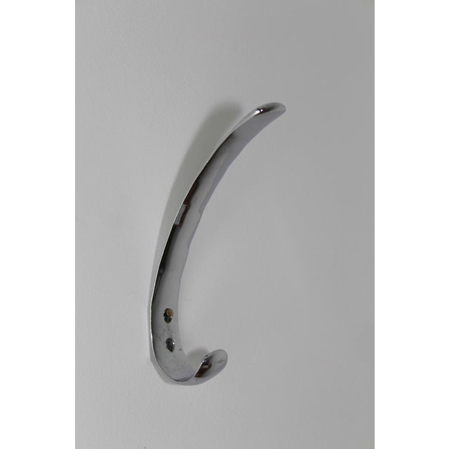 Mid-Century Modern Clothes Hooks in Chrome-Plated Brass by Carl Auböck for Werkstätte Carl Auböck, 1950s, Set of 6 For Sale - Image 3 of 11
