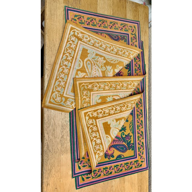 Colorful Vintage Set of Cotton Linen Placemats, Set of Four For Sale - Image 4 of 6