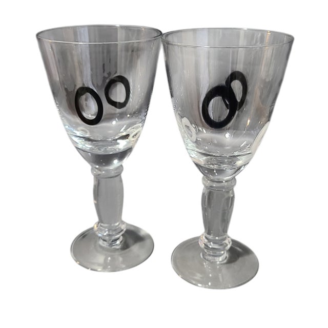 Late 20th Century Mid Century Modern Fused Art Glass Black & White Dots Water Goblets- a Pair For Sale - Image 5 of 5