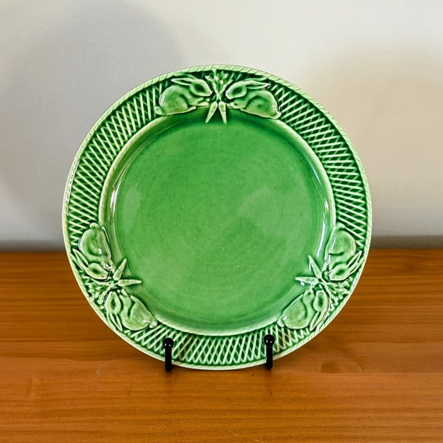 Farmhouse Bordallo Pinheiro 'Rabbit Green' Salad Plates | Portugal Majolica Art Pottery For Sale - Image 3 of 8