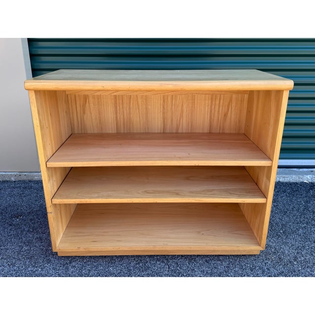 Mid-Century Modern Vintage 1970s Founders Furniture Style Light Elm Wood Shelf Attr. To Jack Cartright For Sale - Image 3 of 6